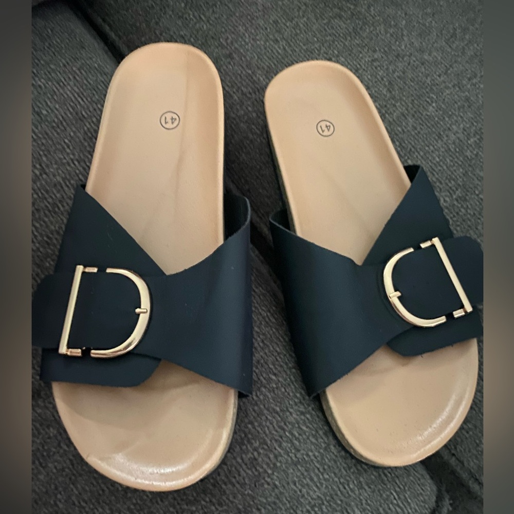 Grant & Whitmore Stylish Comfort Sandals